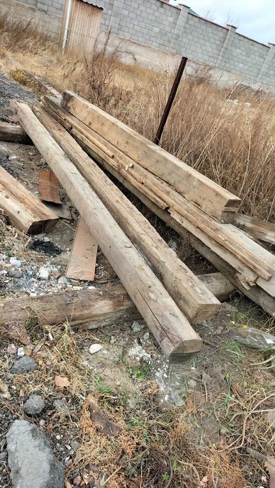 Балки (бревна) деревянные