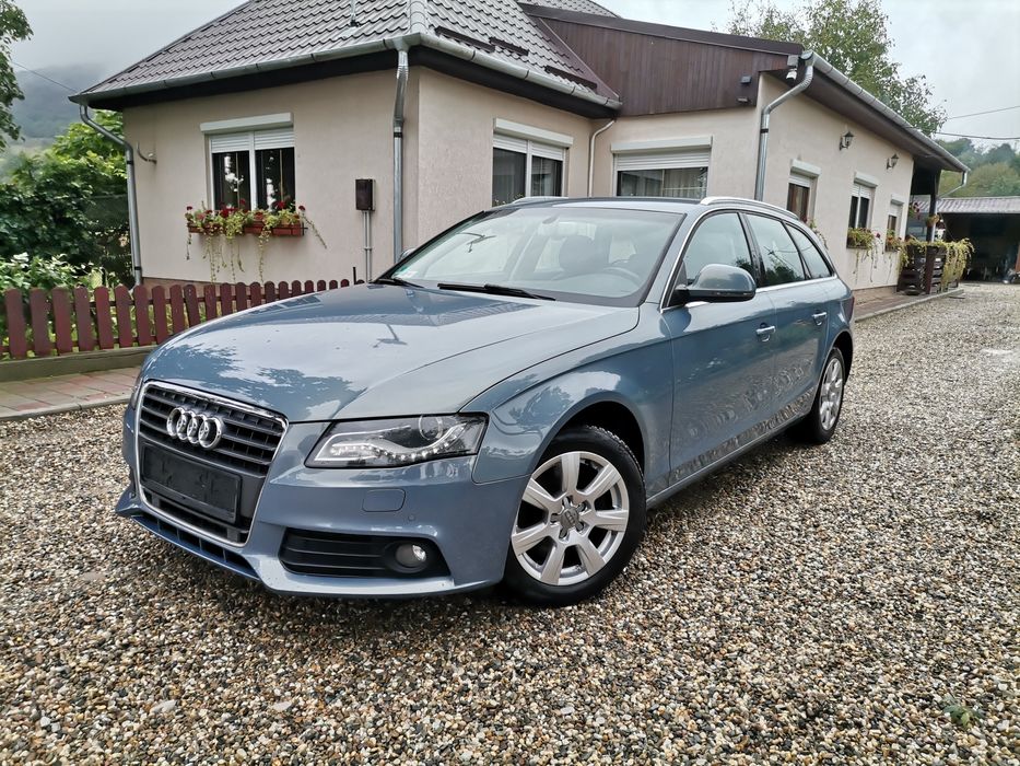Audi A4 B8 1.8 TFSI Euro 5 an 2010 Bi-xenon MMI Color Start-Stop