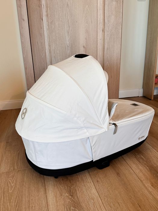 Кош за новородено Cybex Priam 4 /e-PRIAM Lux