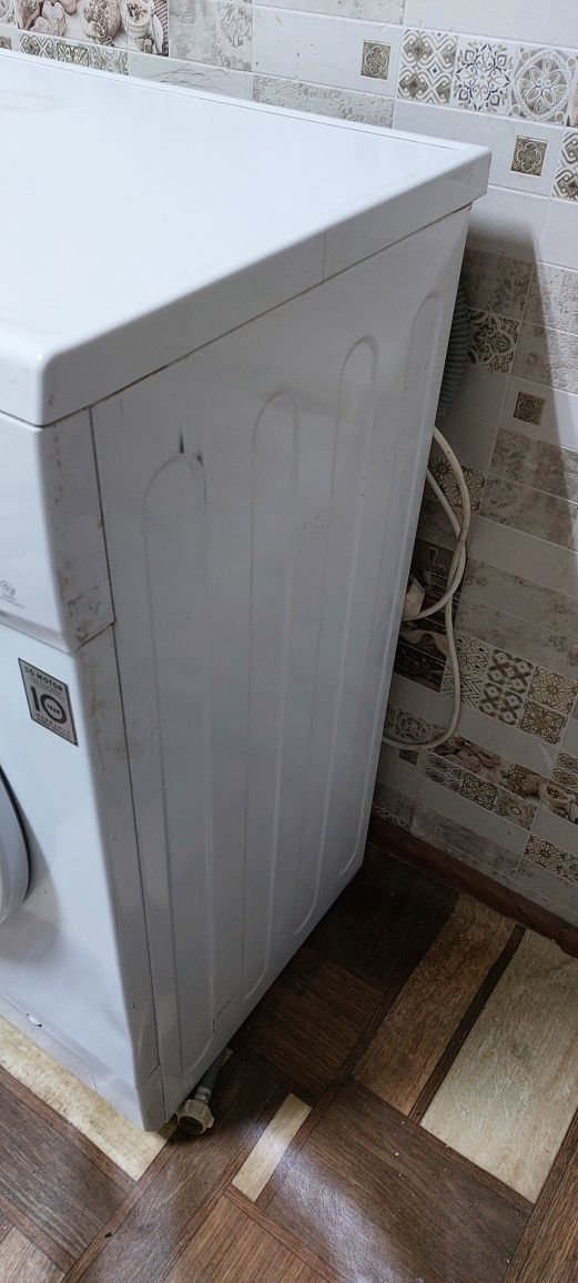 Продам свой стиральная машина LG 5кг