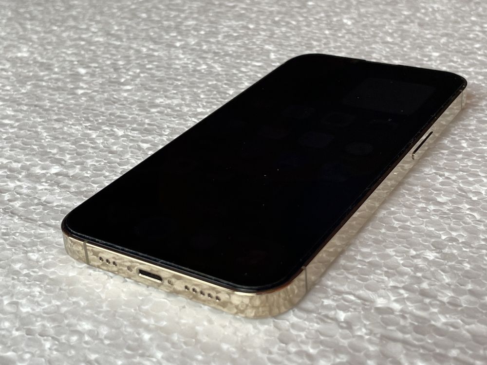 iPhone 13 PRO  256Gb Gold Neverlocked 95% viata bateriei