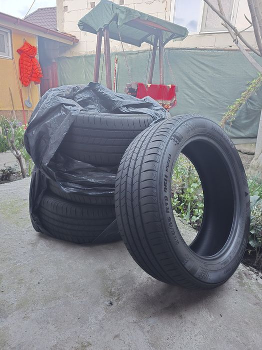 Cauciucuri vară R18 55 215 kumho