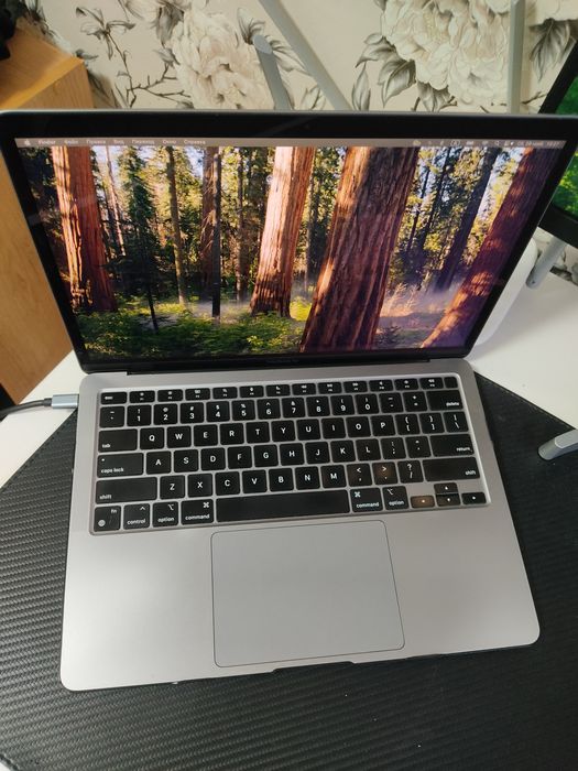 MacBook Air M1 - 8gb / SSD 256gb
