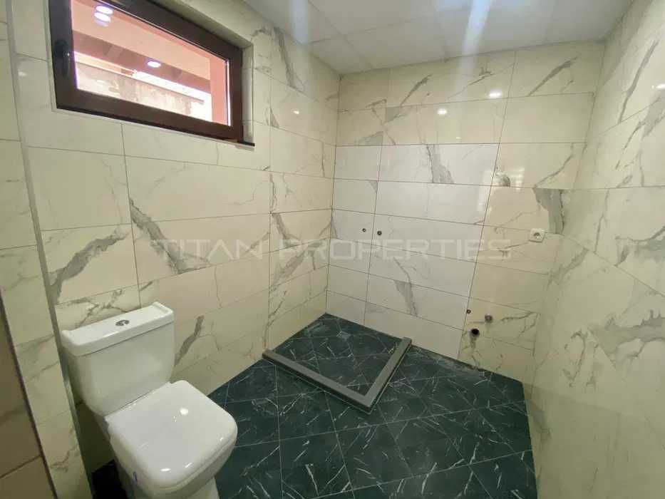 Продава се Къща в Пловдив, Остромила - 160 кв.м за 2375 €/кв.м - Снимка #8