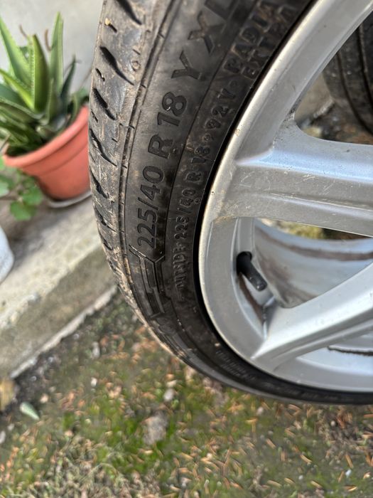 Vând Jante 225/40/R18 cu anvelope vara noi