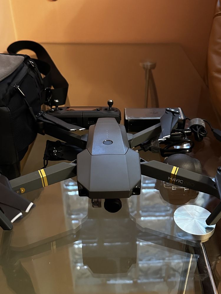 DJi Mavic Pro ca Noua cu toate Accesoriile