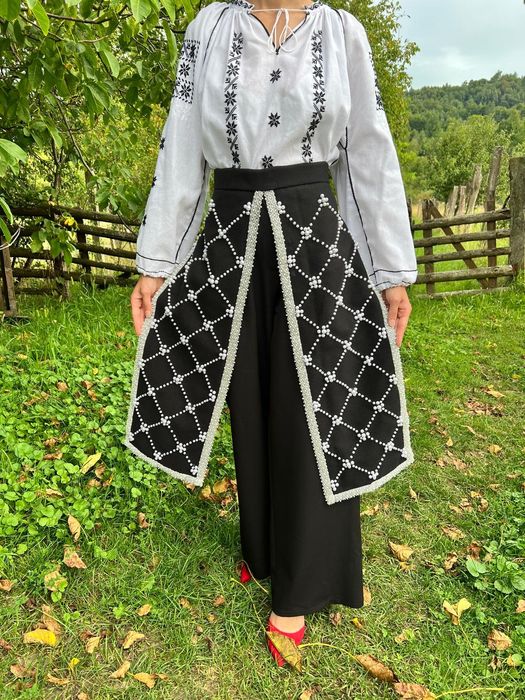 Fota traditionala reinterpretata - cusuta manual