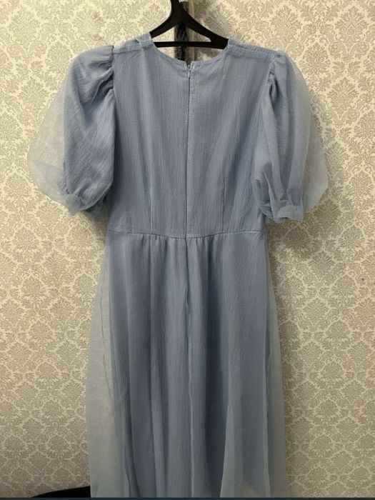 Продам голубое платье