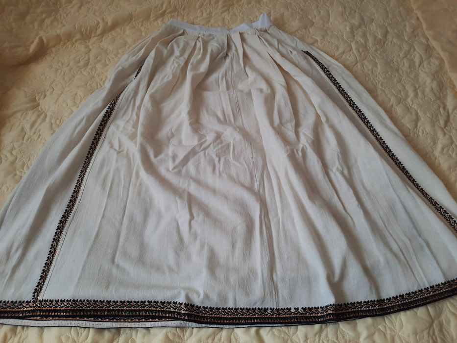 Ii de vânzare și poale autentice