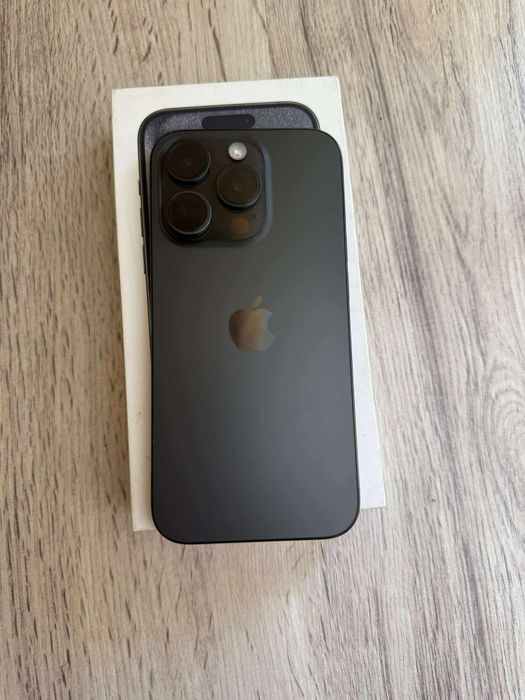Vand Sau Schimb IPhone 15 PRO Black Titanium 256Gb Neverlocked
