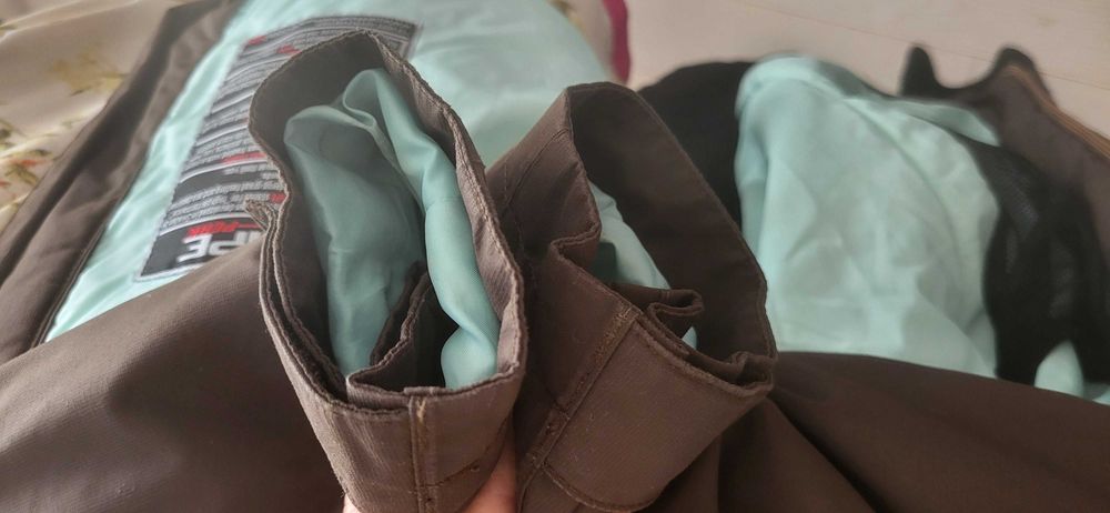 Geaca rezistenta la vant si apa PEAK, mar. S