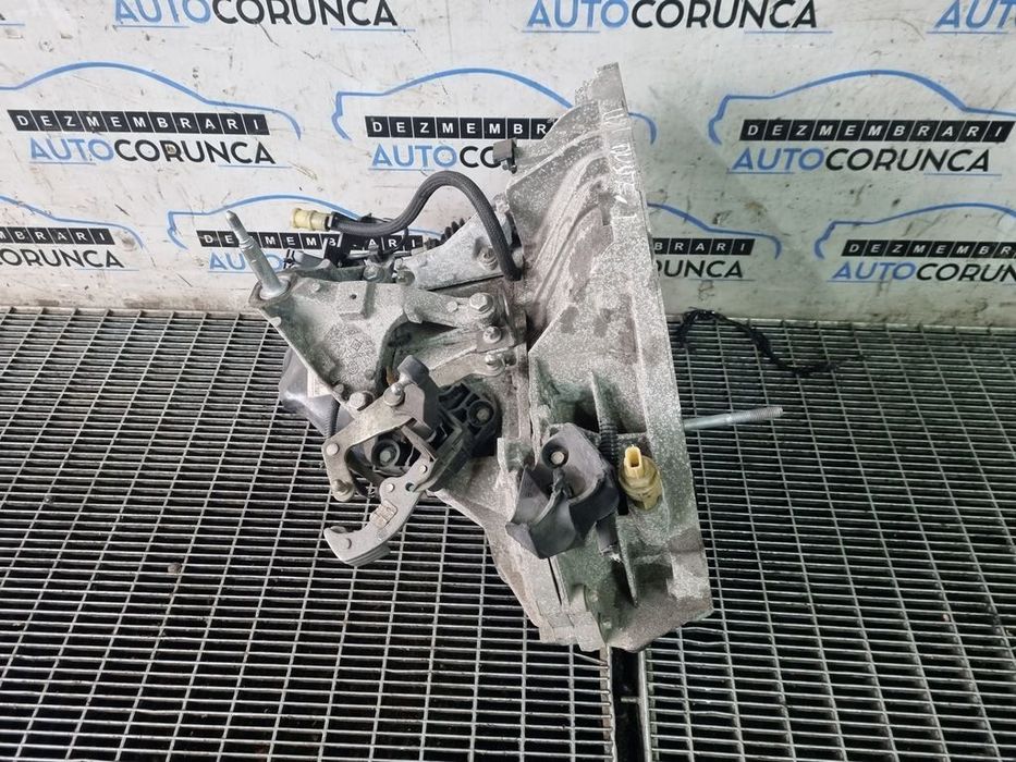 Cutie de viteze Dacia Duster II 1.6 Benzina 2018 - 2021 115CP Manuala 6 Trepte H4M 738 ...