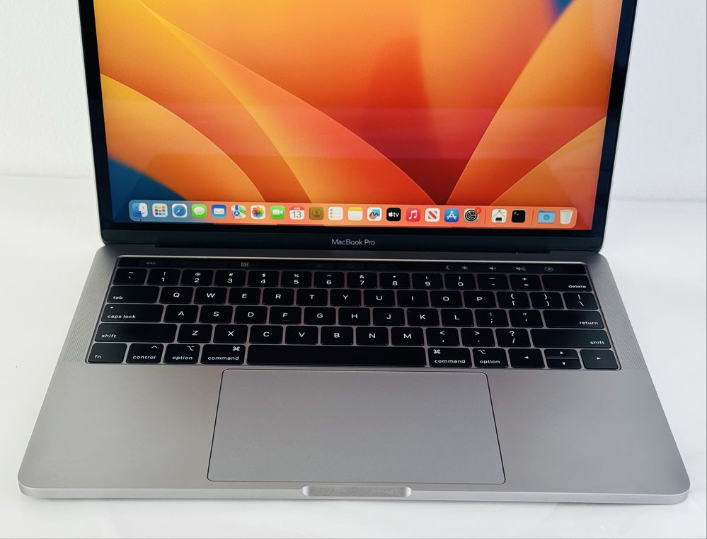 Лаптоп Аpple MacBook Pro 13 TB 2018 i5 2,3Ghz 16RAM 512GB Гаранция!
