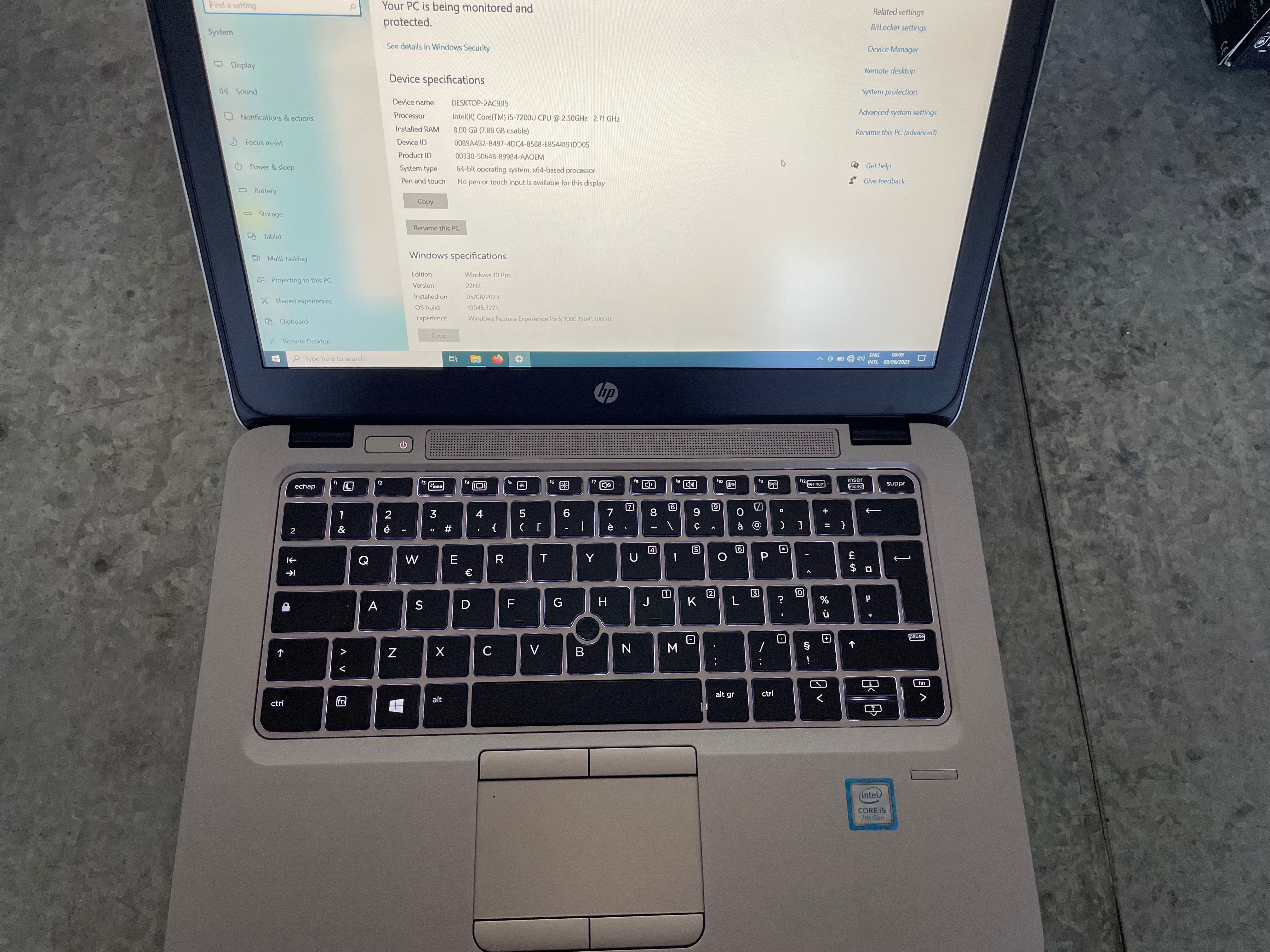 Laptop HP ELITEBOOK 820 G4