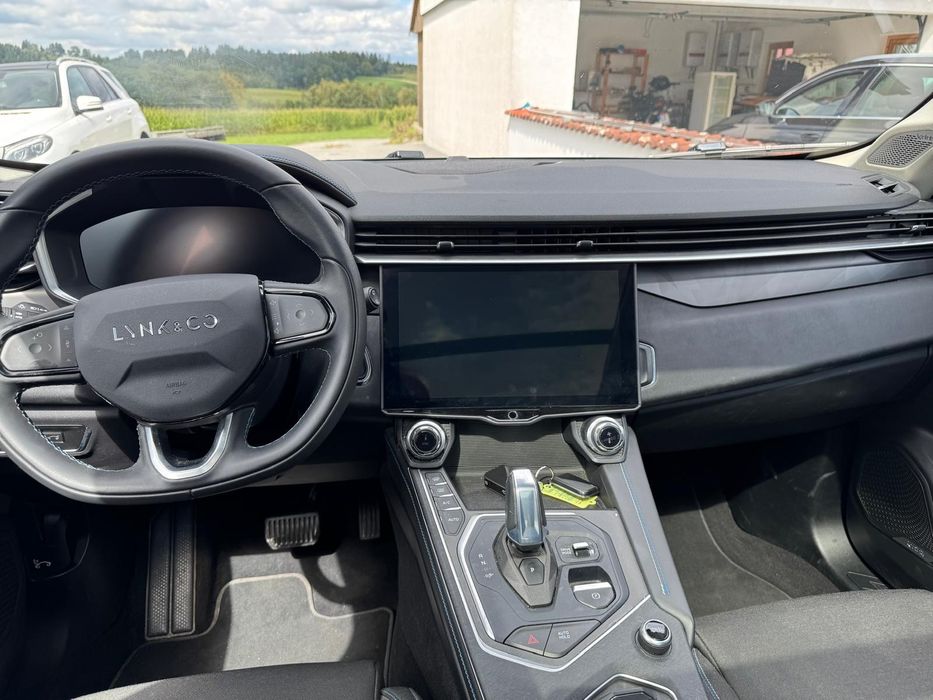Lynk&Co 01 12/2022  Plug în Hybrid