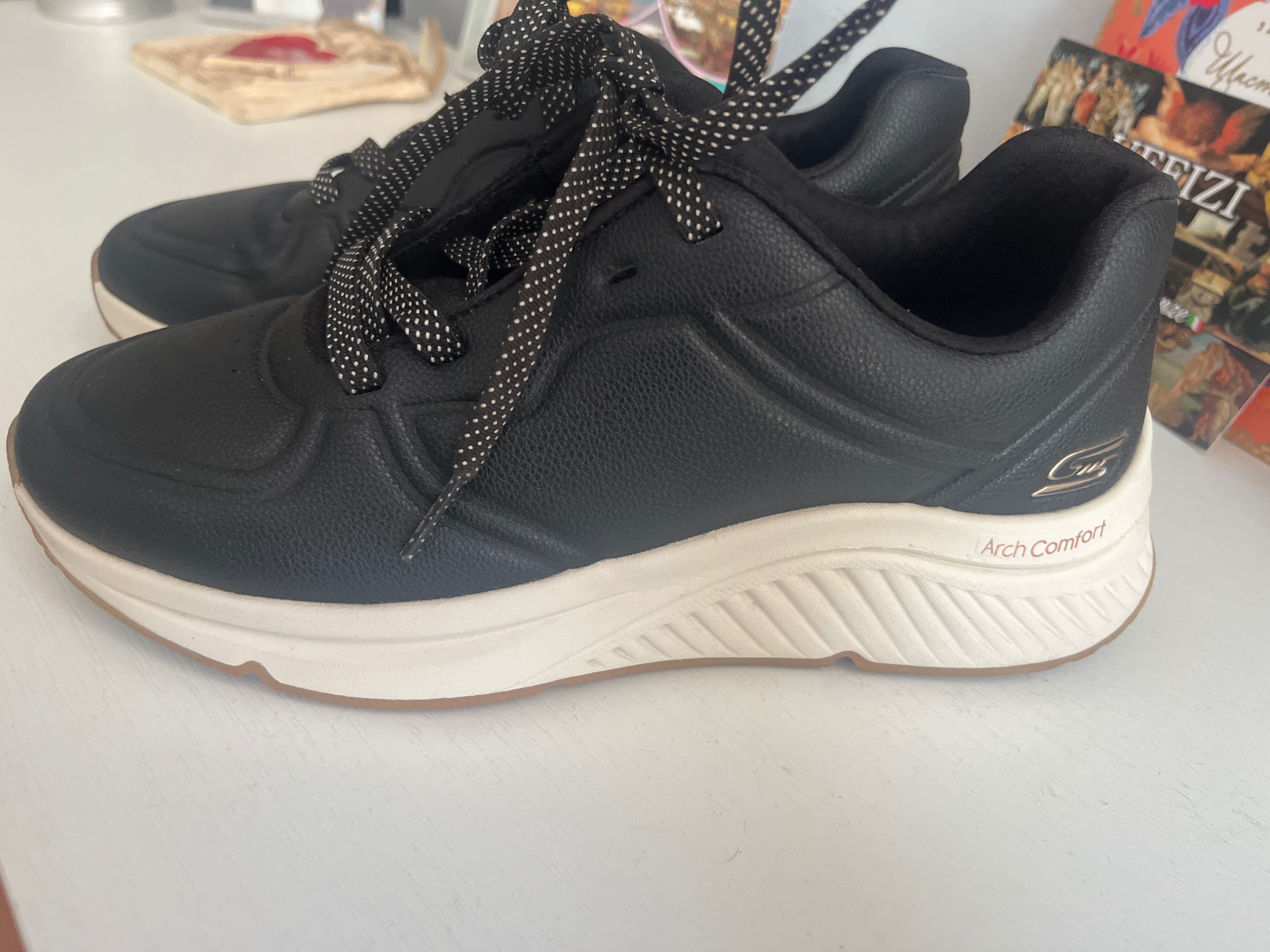 Сникърси Skechers