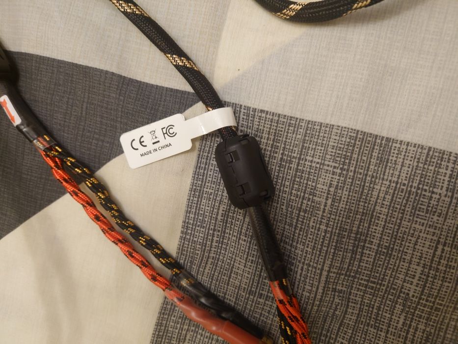 Cablu pt boxe yyaudio premium hifi  și  cablu de alimentare hifi