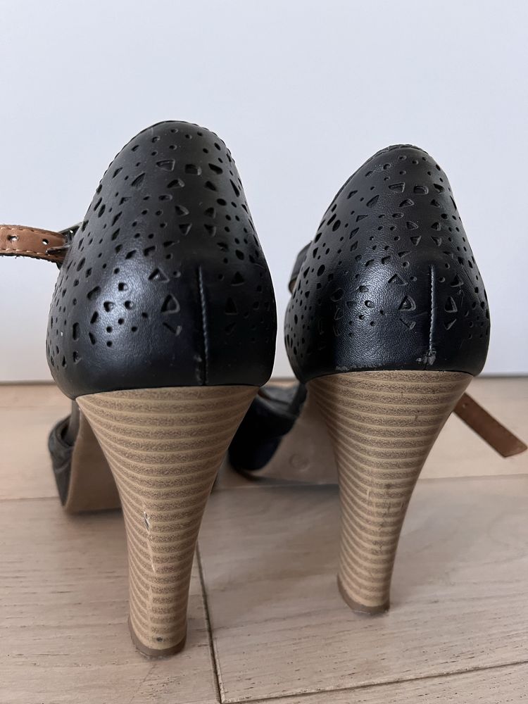 Sandale piele cu platforma