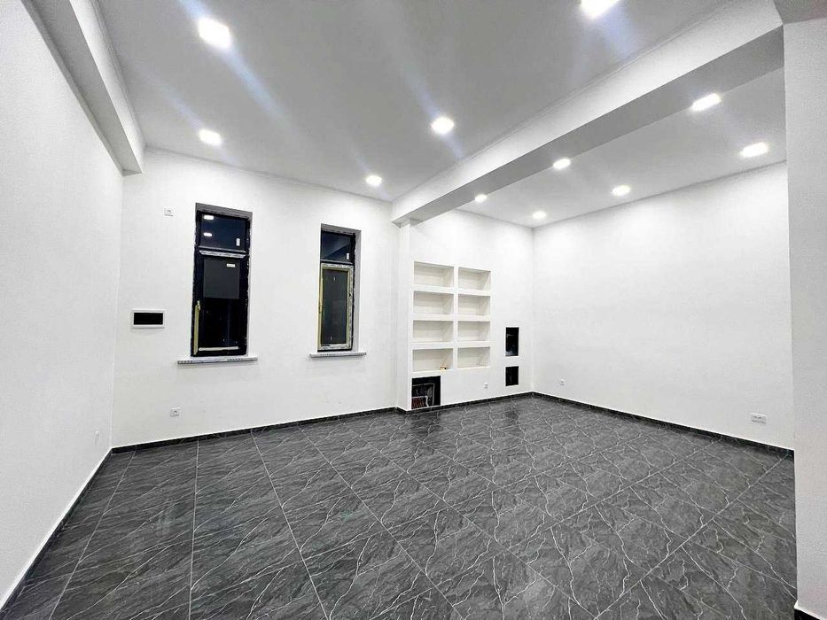 Сдаётся в аренду :  Офисное помещение, учебный центр.