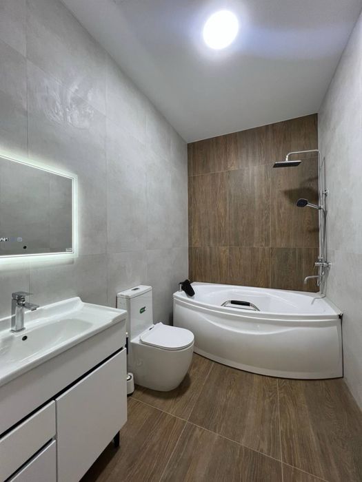 Продажа котеджа /1.5 сотки /Азербажанский центр