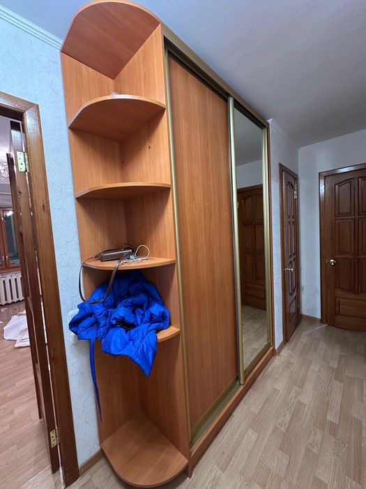 Продам шкаф купе в прихожую