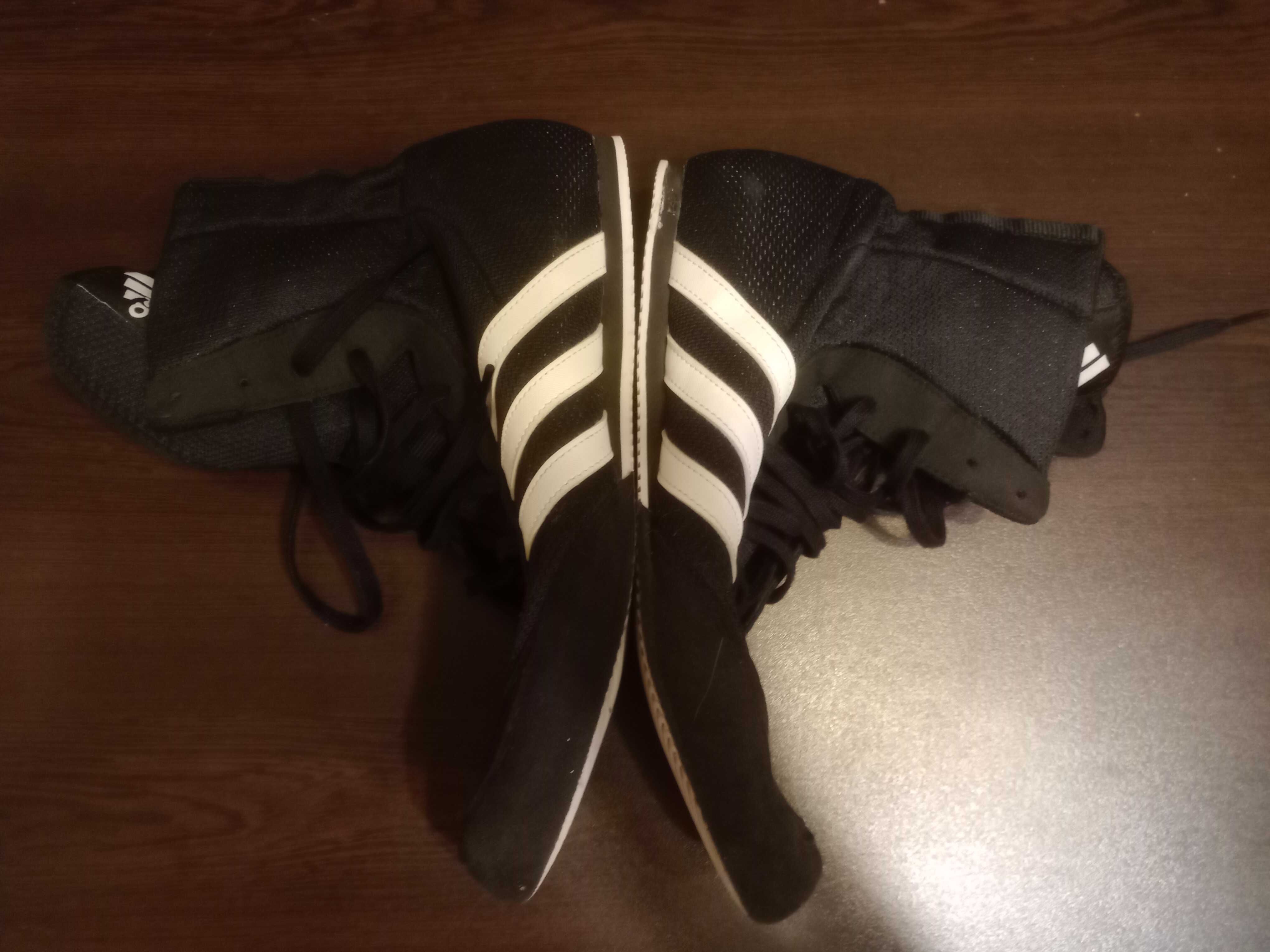 Обувки за бокс Adidas hog 2
