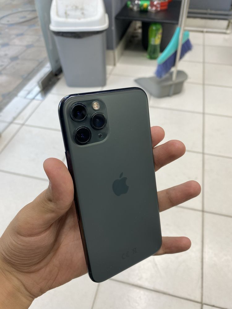 Iphone 11 pro green