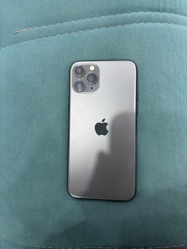Iphone 11 Pro в отличном состоянии, без ремонта