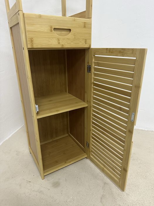 Висок бамбуков шкаф за баня Kleankin