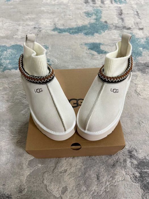 Ugg Tazz High White
