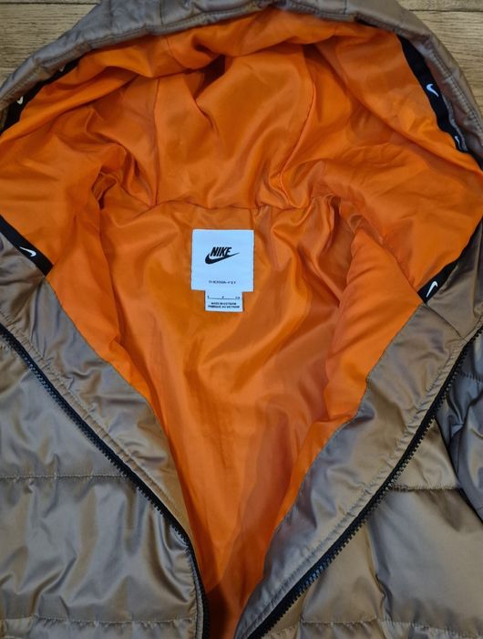 Nike ,размер S ново!