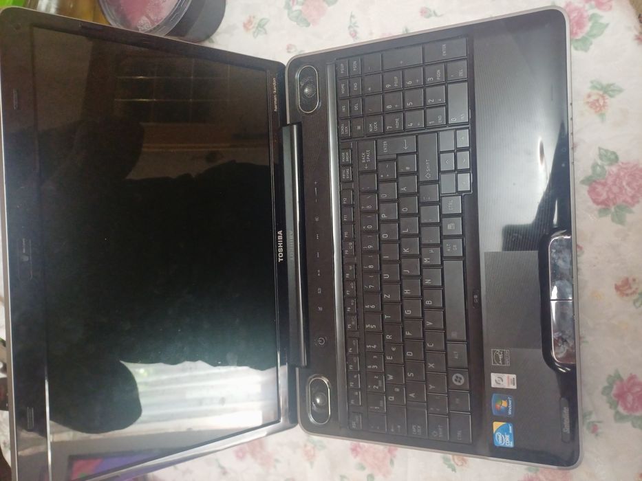 Laptop Toshiba Funcțional Nou