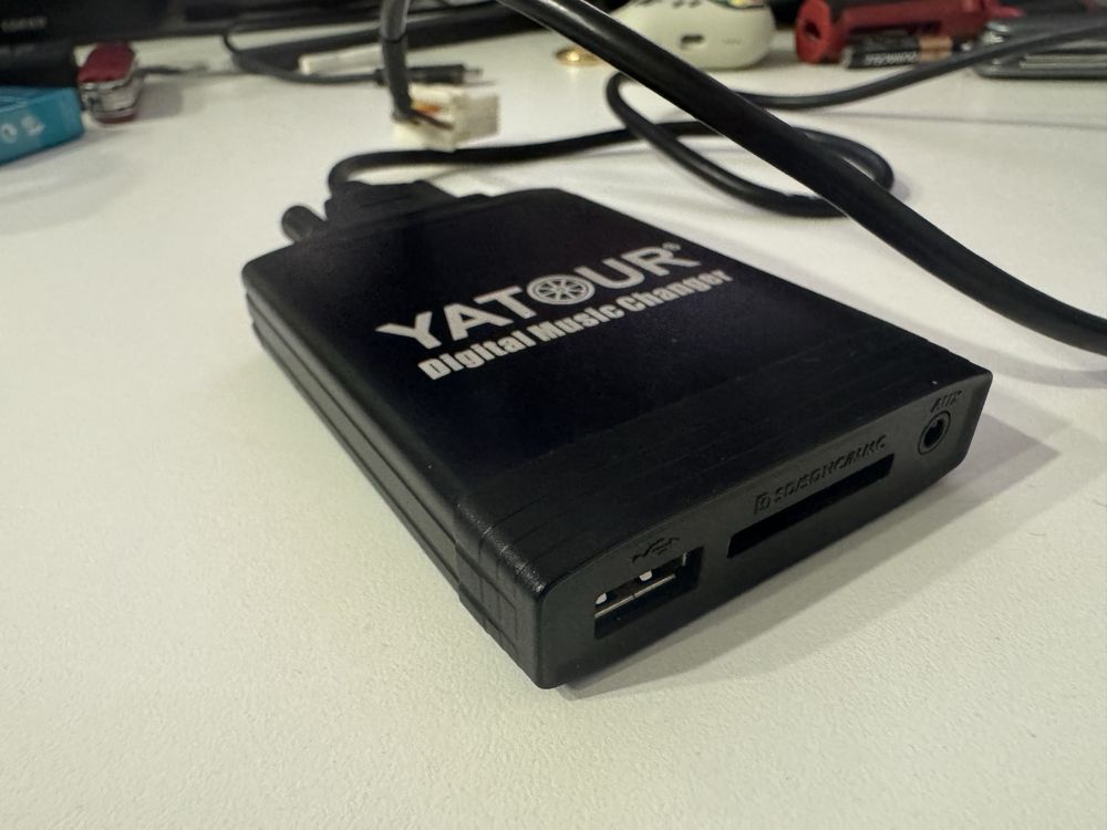 Yatour YTM06-SUZ2 Блутут, USB, 3.5 mm емулатор за CD чейнджър