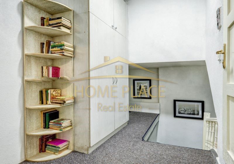 Дава се под наем Едностаен апартамент в Варна, Център - 30 кв.м за 408 € - Снимка #3