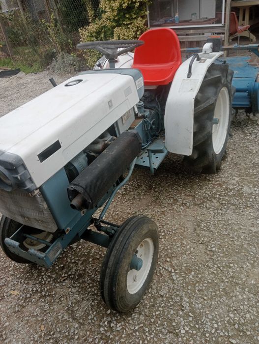 Трактор Мицибуши три цилиндров