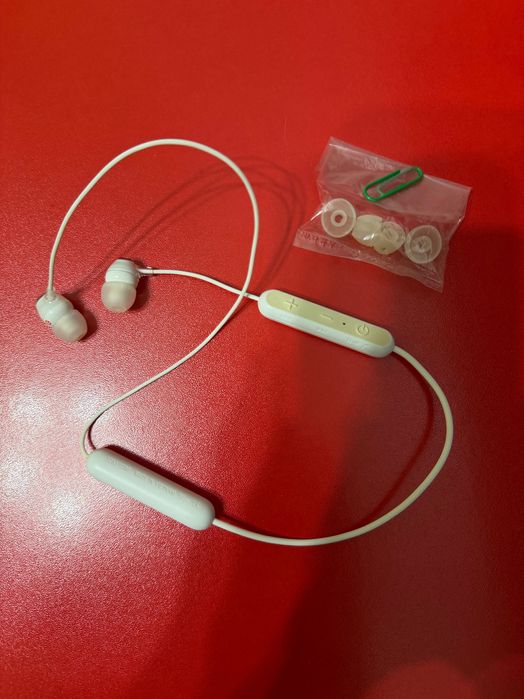 Отдам даром наушники Sony