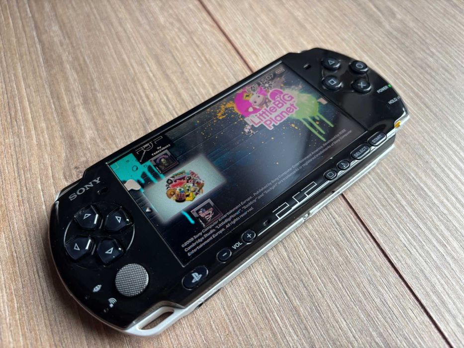 consola Sony PSP (Playstation Portabil) in stare foarte buna
