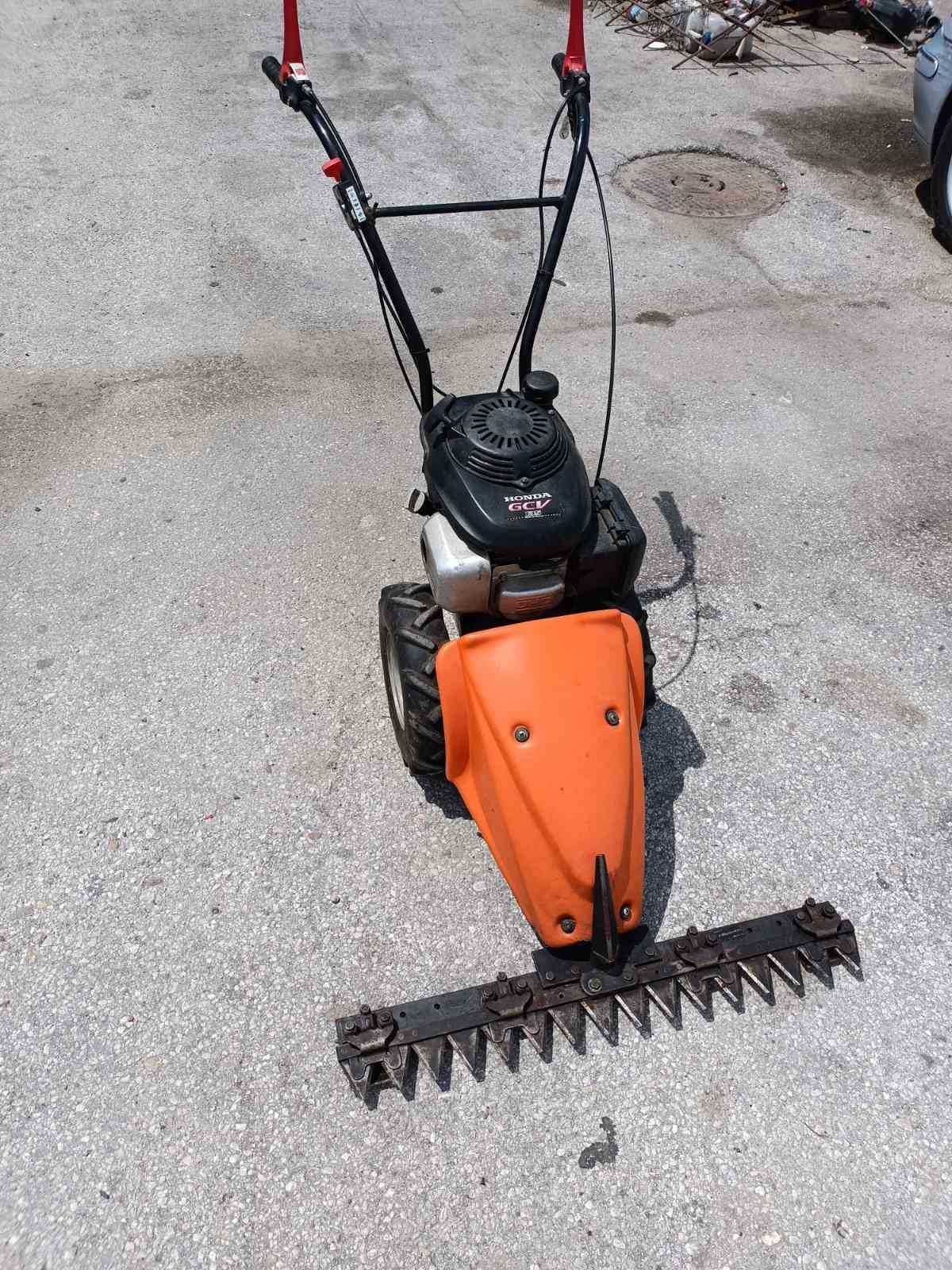 Косачка Husqvarna 592H