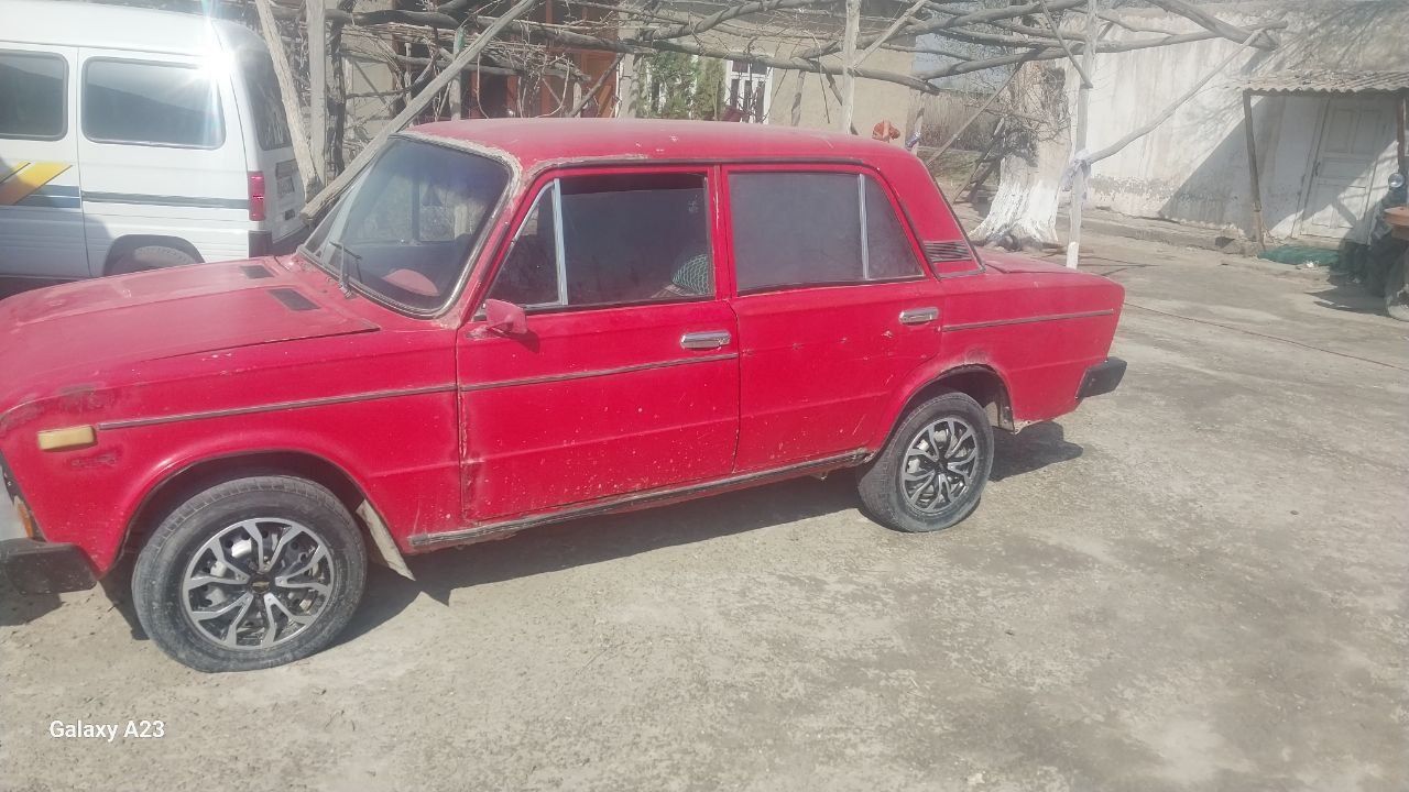 Vaz 2103. Yurib turibdi
