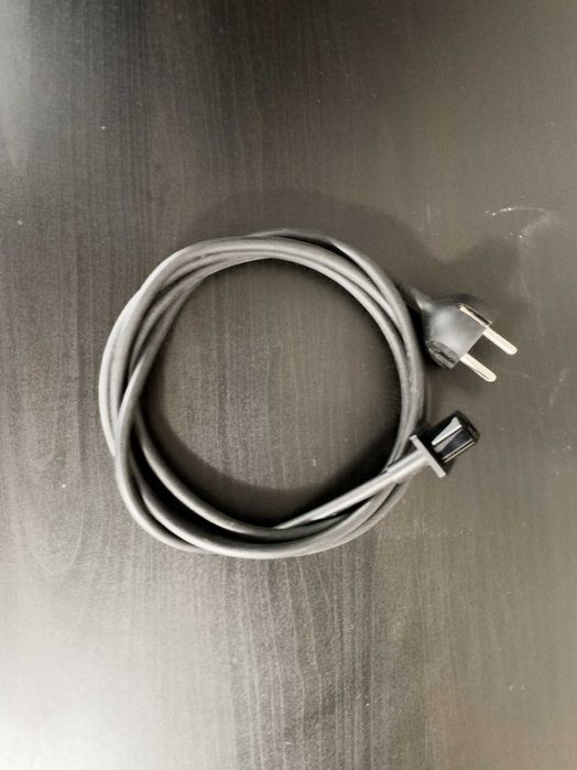 Apple Mac Pro Tower Trash Can 3.7 GHz Intel Xenon 12Gb RAM 250Gb SSD