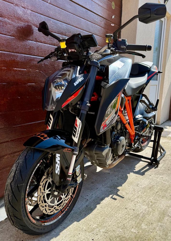 Ktm 1290 SuperDuke R