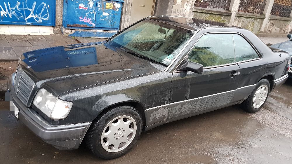 Продавам Mercedes 124 coupe 1996