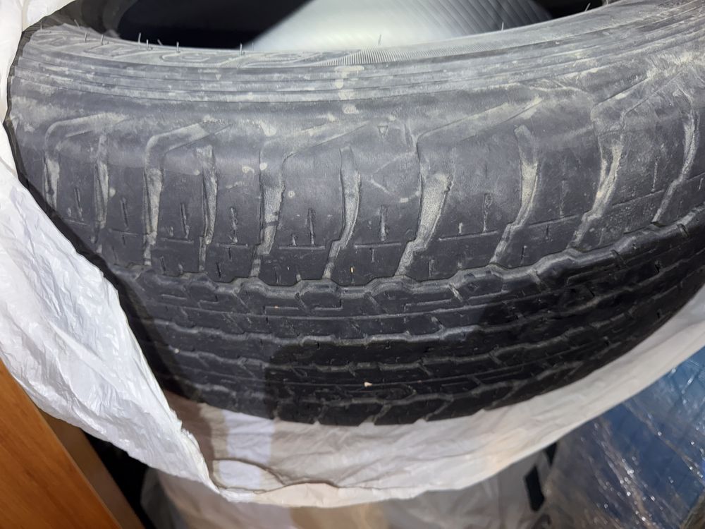 Шины dunlop R18 продам