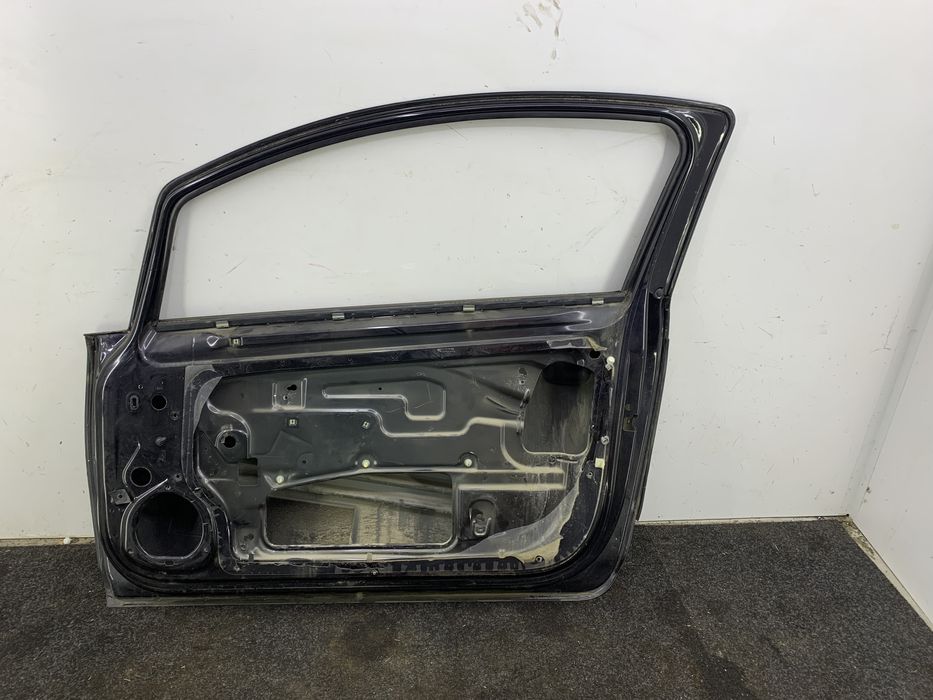 Dezmembrez Usa dreapta fata de pe Opel CORSA D 2006-2014
