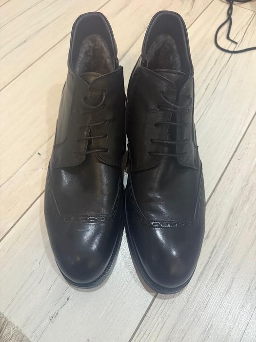 Продам зимний обувь