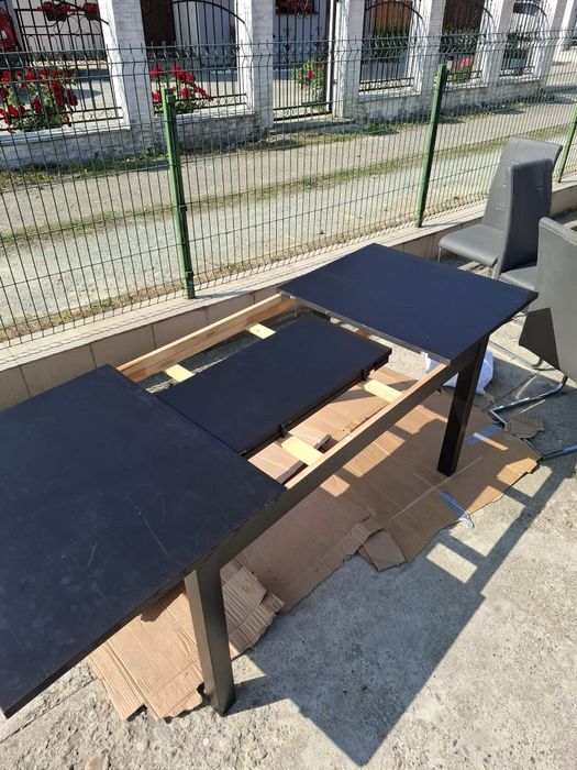 Masa living de 6per extensibila la 12per.
