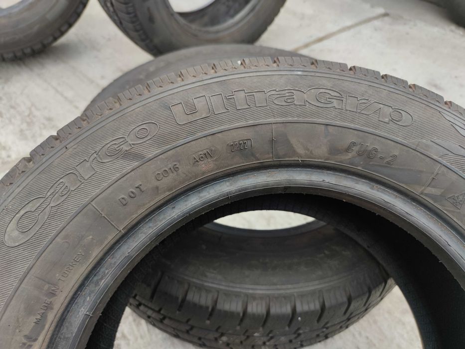 2бр Зимни Гуми за БУС 215 65 15 С - Goodyear - DOT 2022