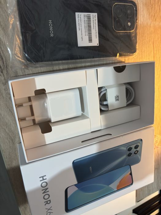 Vand Telefon Honor X6