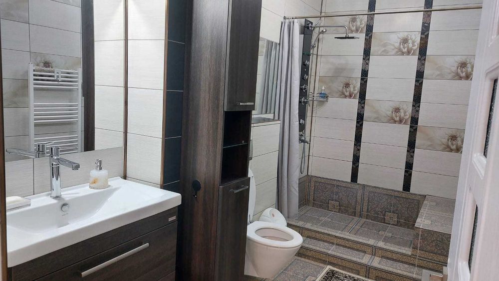 PF inchiriez ap.2 cam. 63 mp str Stadionului Floresti aproape de Vivo