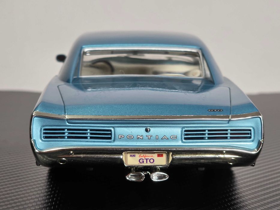 Macheta Auto 1/18 Hotwheels Pontiac GTO 1966